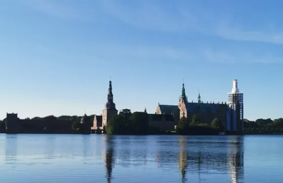 丹麥哥本哈根埃斯魯姆湖+腓特烈堡+克倫堡【中文包車景點可調】