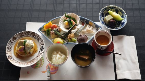 [Matsumoto Samurai] Sword fight performance, experience & premium Japanese cuisine package