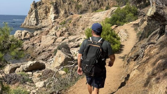 Abenteuer in Barcelona: Wanderung an der Costa Brava & Schnorcheln
