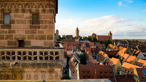 tour 1 ngày Trung tâm triển lãm Nuremberg + Vườn thú Nuremberg + Lâu đài Nürnberg