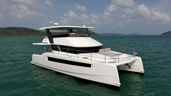 Luxury Private Yacht Charter Singapore - Fishing/Fish and Dish/Beginner Fishing