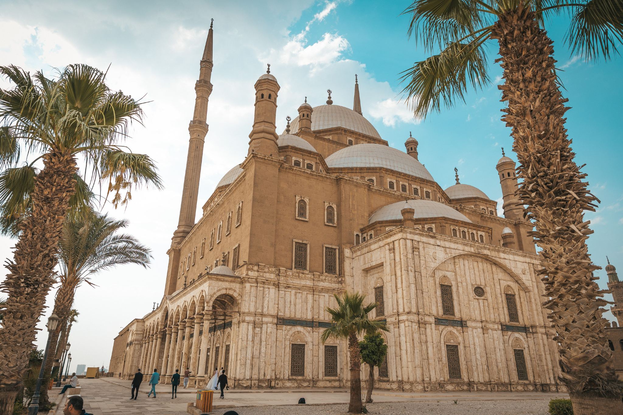 Saladin Citadel + Cave Church + Hanging Church + Khan el-Khalili Market Day Trip