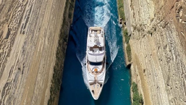 【雅典來回中文司導】伯羅奔尼撒傳奇·史詩、劇場與明珠小鎮環遊