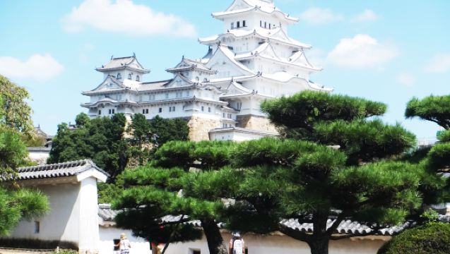 ปราสาทฮิเมะจิ + ออนเซ็นอาริมะ + ภูเขาโรกโกะ (เดินทางจากโอซากะ / เลือกทานเซ็ตอาหารเทมปุระหรู)