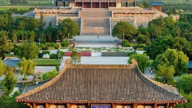 Lawatan Setengah Hari di Menara Guanque [Pakej Premium] [2 Jam Mendalam] [Pakej Persendirian]