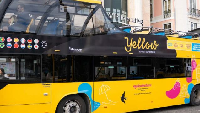 リスボン: 48時間有効 乗り降り自由の観光バス + 川クルーズ