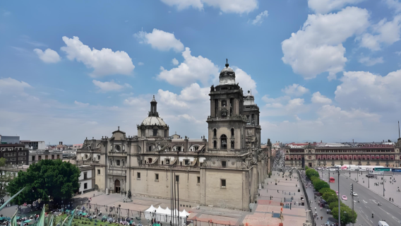 Mexico City Pergi-Balik, Plaza de la Constitución + Tapak Kuil Templo Mayor + Istana Seni Lawatan Sehari, Itinerari Fleksibel