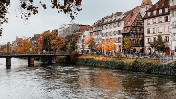 Strasbourg: Gastronomic and Walking Tour in the Old Town
