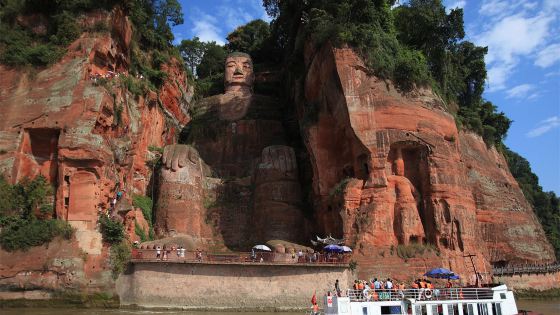Private Day Tour to Leshan Giant Buddha from Chengdu