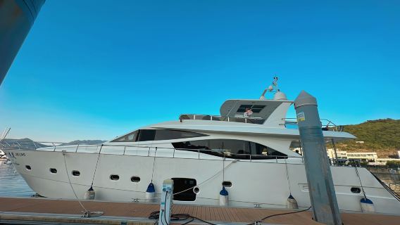 深圳遊艇出海七星灣遊艇會80英尺豪華遊艇出海~贈送海釣+飲料果盤+KTV