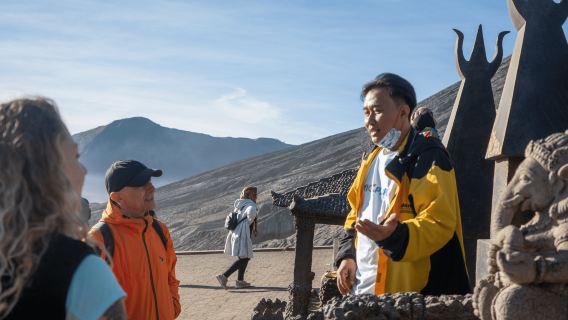 Von Malang: Gemeinsame Bromo-Tour mit englischsprachigem Guide
