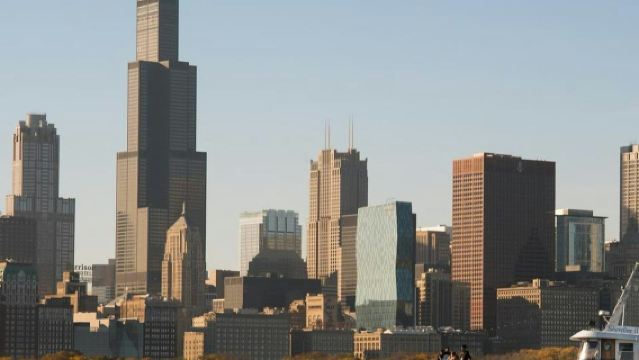 Chicago: Skyline Lake Tour
