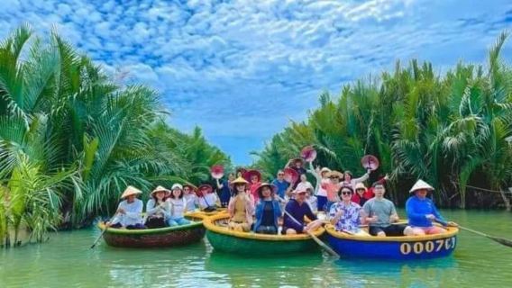 Tour in barca tra i bidoni della spazzatura di Hoi An + lezione di cucina vietnamita, cena inclusa, prelievo e rientro gratuiti nell'antica città di Hoi An