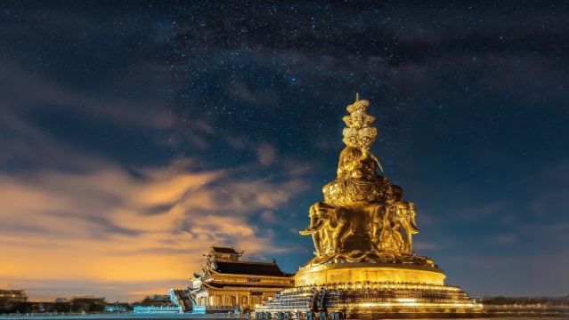 峨眉山金頂一日遊【2-8人專車團/含門票/親子遊/上門接送】