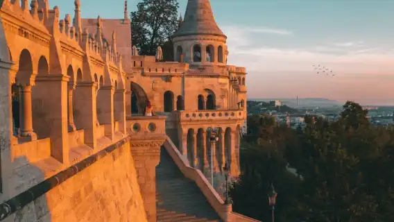 Book after inquiry/Hungary Budapest Petőfi Bridge Millenium Monument Budapest Heroes' Square Széchenyi Chain Bridge/airport/point-to-point car service/tour guide and driver/private car service