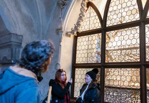 Kutná Hora: Guided Tour from Prague + St. Barbara's & Bone Church Entry