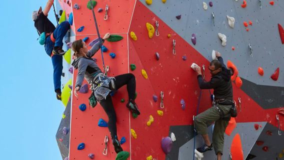 Lisbon: Climbing Experience at Escala25