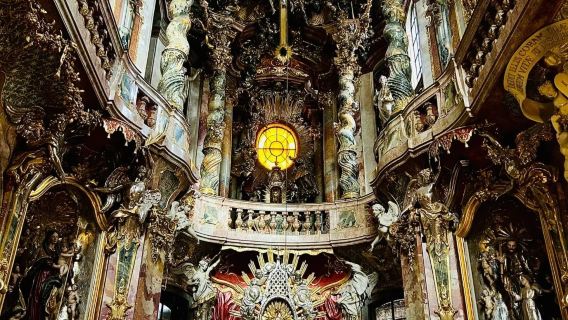 德國慕尼黑市區-寶馬博物館-安聯球場-慕尼黑奧林匹克公園包車-精選