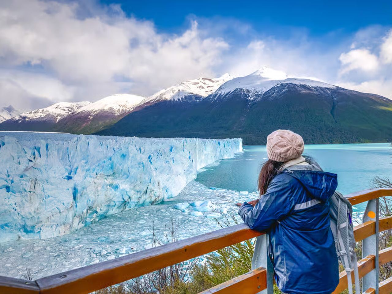 El Calafate Departure: Moreno Glacier Walking Tour (Optional Cruise)
