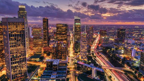 Reservar después de consultar / Beverly Hills, Los Ángeles, EE. UU., Parque Griffith, Paseo de la fama de Hollywood / Aeropuerto / Transporte punto a punto / Guía conductor para viajes / Servicio de vehículo privado