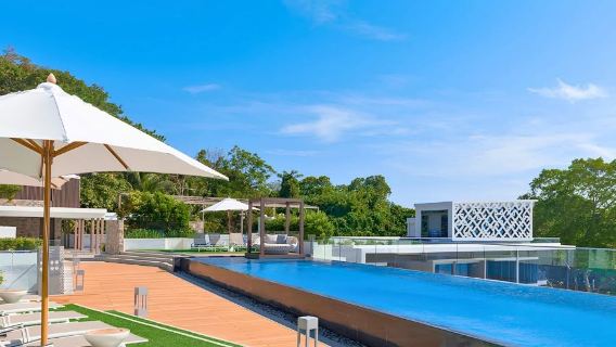 Dzienny karnet luksusowy na Boracay, kolacja na plaży oraz aktywność wellness w spa Aum w Crimson Resort
