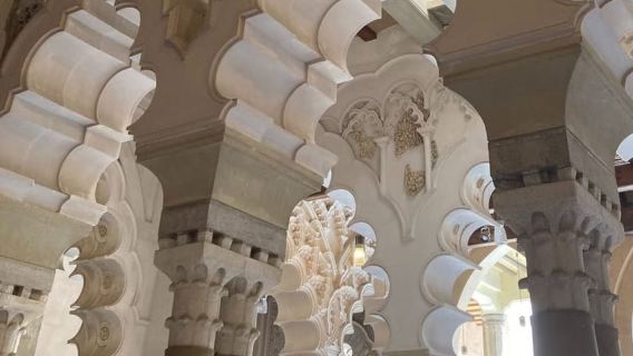 Palacio de la Aljafería: el mejor tour guiado en español + entrada