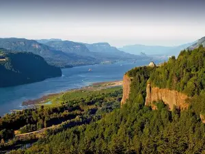 Private - Columbia River Gorge Waterfalls and Wine Tour