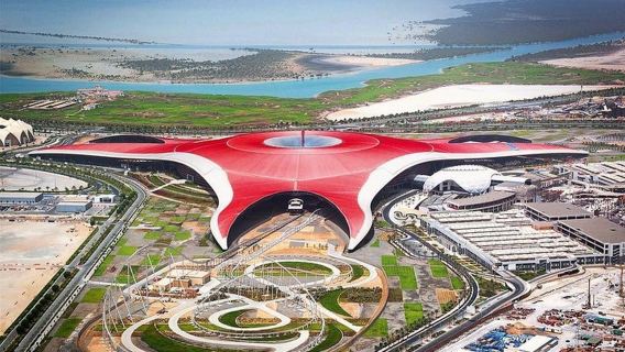 Tour della città di Abu Dhabi con biglietto d'ingresso al Ferrari World