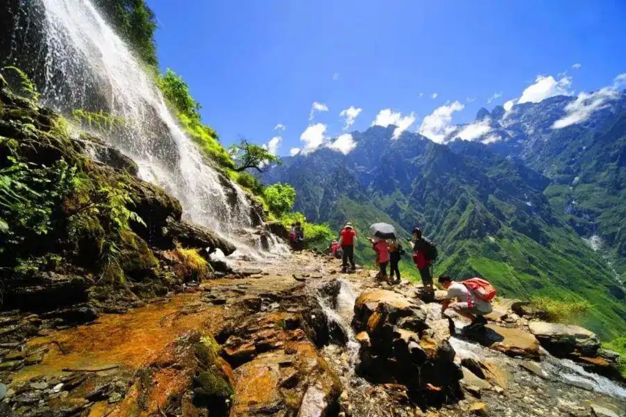 Tiger Leaping Gorge Private Hiking Tour