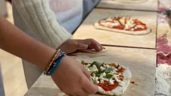 Rome: Express Pizza-Making Class