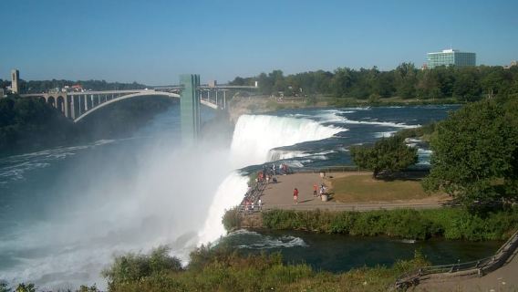 Niagarafälle USA: Maid of the Mist & Höhlenabenteuer