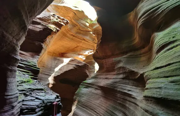 陝西延安甘泉大峽谷一日遊【專線導遊+純玩無購物+上門接送】