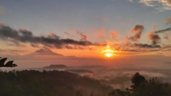 日出普圖克塞圖布、婆羅浮屠與普蘭巴南寺|多語言