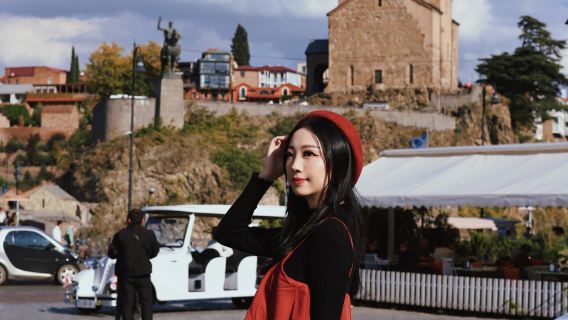 グルジア ズグディディ 旅行写真【ニコルツミンダ教会/写真家多言語通訳ガイド/同行撮影・ドローン撮影・ポートレート・短編映画】