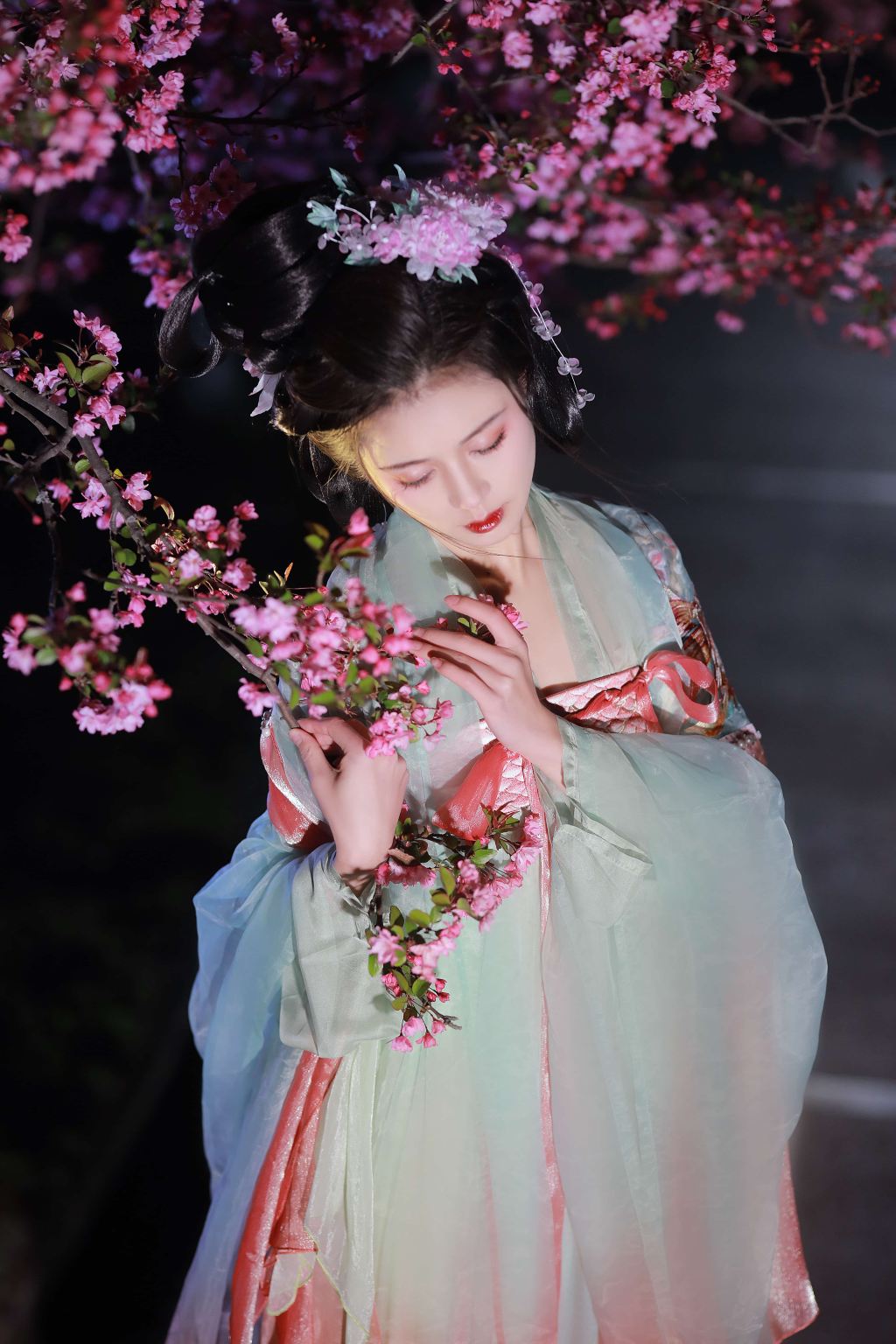 Changzhi, Zhangzi: guía turístico multilingüe, guía local, visita guiada con explicaciones, servicio de coche privado con conductor, planificación de viajes personalizada, acompañamiento de negocios, fotógrafo para seguimiento y registro.