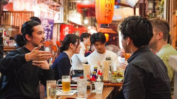 Naha Bar Hopping Tour in Okinawa