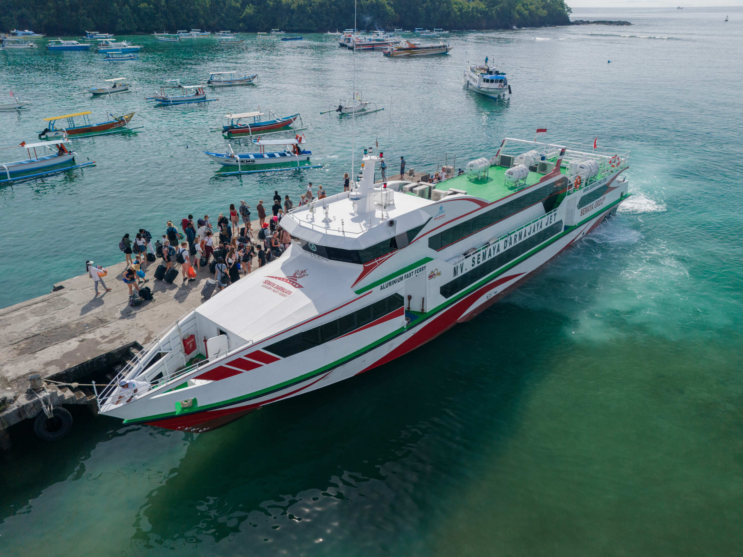 Tiket Kapal Cepat dari Bali (Pelabuhan Padang Bai) - Lombok (Pelabuhan Bangsal)
