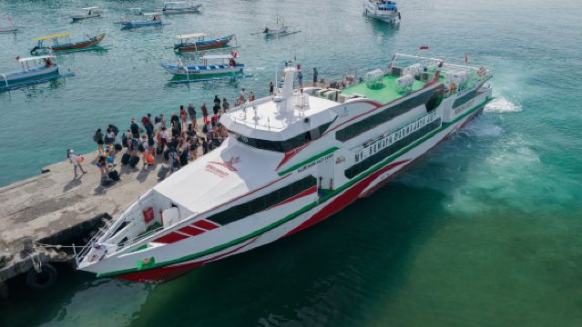 Billete de barco rápido de Bali (Puerto de Padang Bai) - Lombok (Puerto de Bangsal)