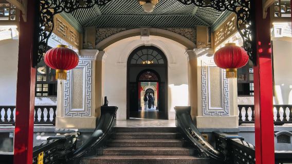 【外国人対応可能】英語・中国語ガイド+総統府+中山陵+美齢宮+夫子廟1日ツアー