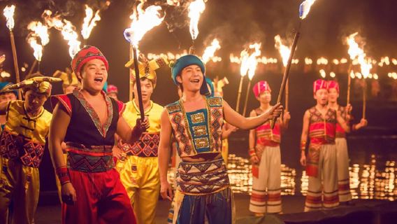 Li river four-star cruise + impression Sanjie Liu (evening showtime) performance 1-day tour (includes hotel transfer + admission ticket)