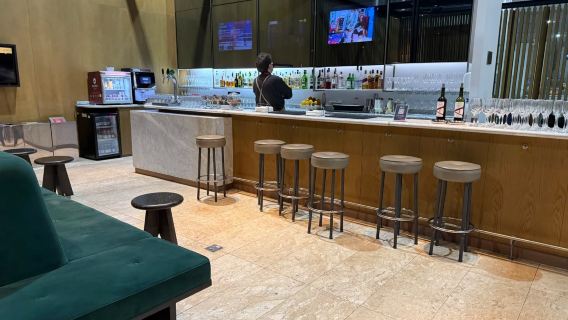 Brazil Sao Paulo/Guarulhos International Airport VIP lounge pass/GRU VIP lounge pass for waiting/rest/overnight