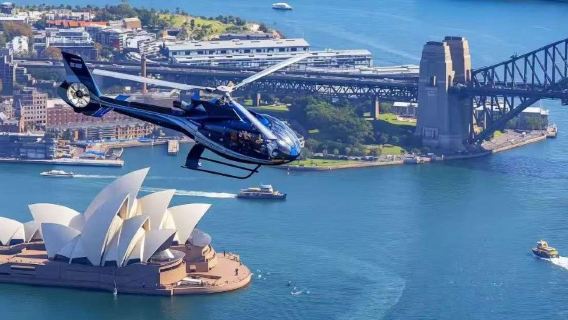 Australia Sydney helicopter sightseeing experience (coastal views + bay landmarks + overlooking Sydney Harbour)