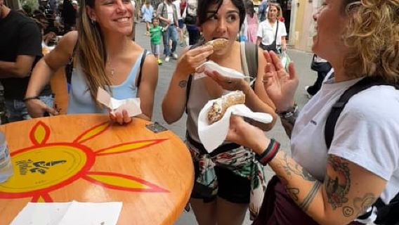Taormina: Sicilian Full Meal & Drinks Walking Food Tour