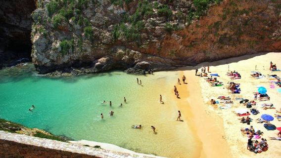 From Peniche: Round-Trip Boat Tour of Berlengas Archipelago