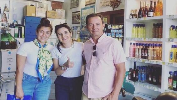 Sorrento's Limoncello: Tour & Tasting in a 150-year Seafront Factory