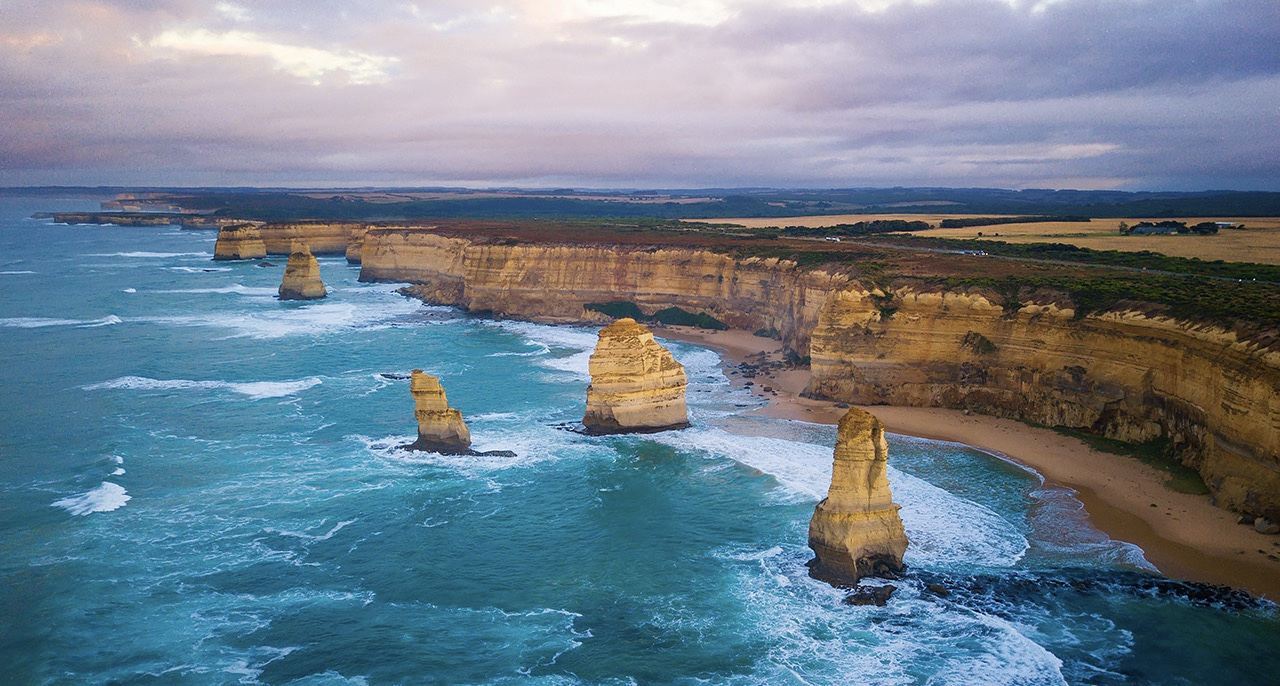 ทัวร์ 1 วันเส้นทางเดินเลียบชายฝั่งมหาสมุทรเมลเบิร์น + เสาหินสาวกทั้ง 12 + หุบเขาล็อกอาร์ด (ทัวร์ภาษาอังกฤษ)