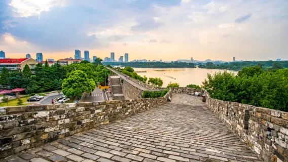 Nanjing|Liuhe District guide/business translation/ guide/local guide service, Chinese! English! Russian! French! Other languages, consult before placing an order, match on demand