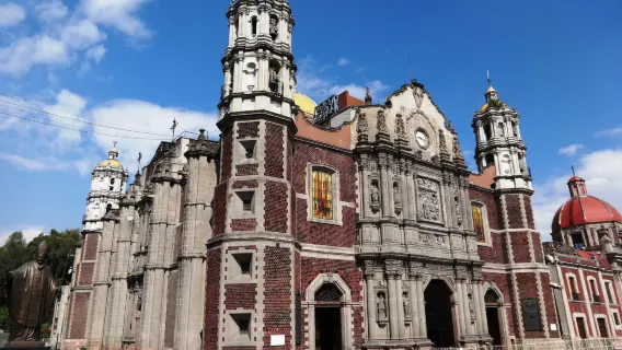 tour di un giorno a Città del Messico e alle Piramidi del Sole e della Luna [Itinerario flessibile + Guida in lingua inglese]