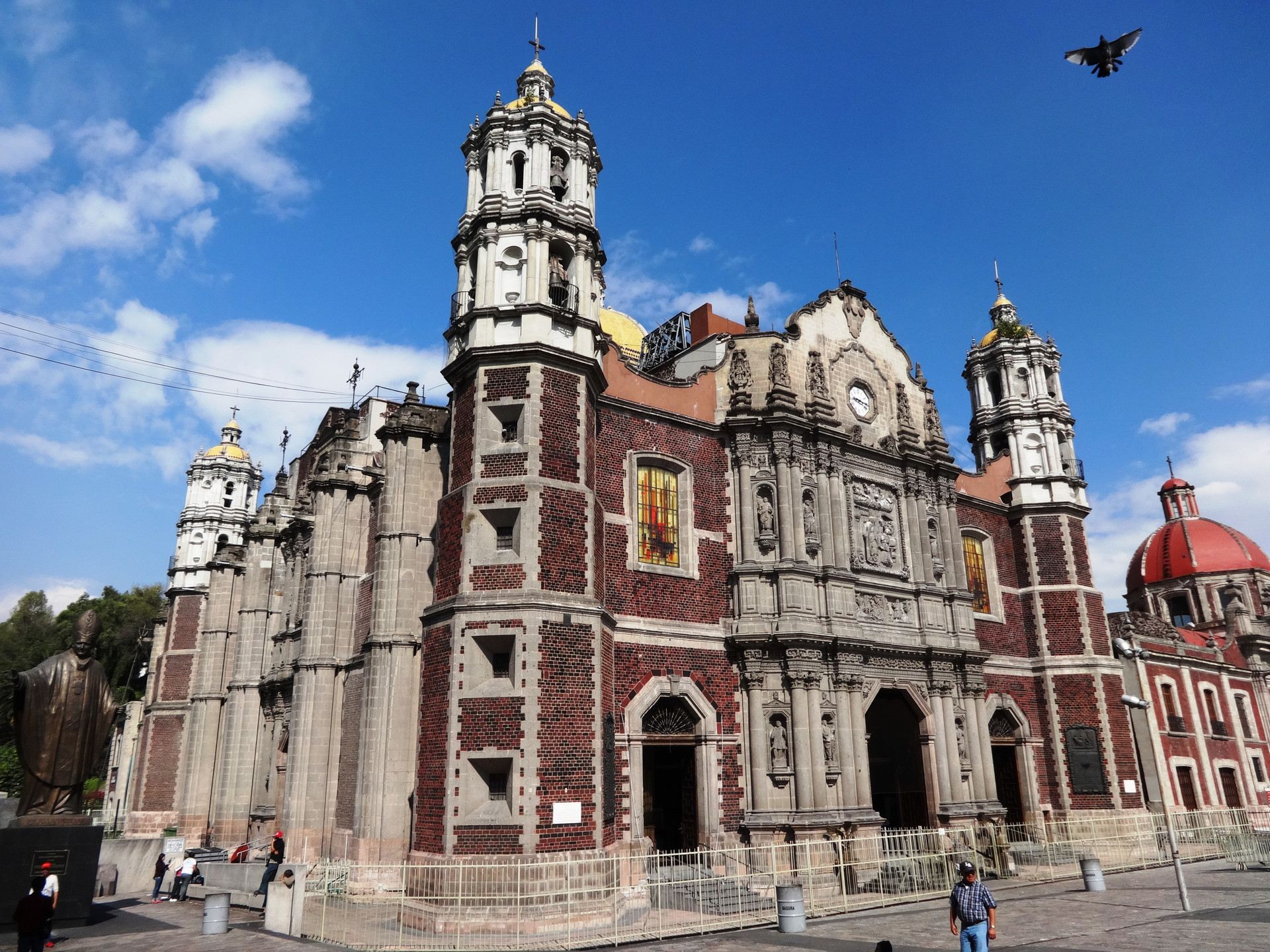 Mexico + Mexico City + 1-day tour to the Sun and Moon Pyramids [Flexible itinerary + Chinese and English services]