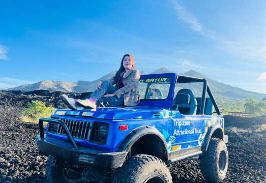 Mount Batur Jeep Sunrise and Hot Spring With Photographer One Day Tour